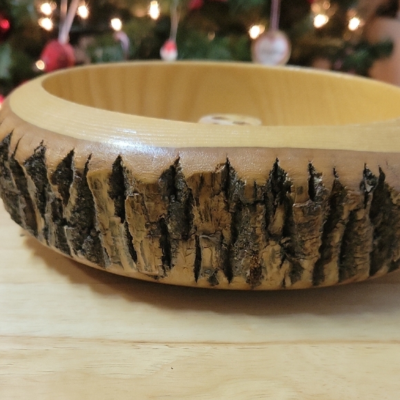 Vintage Wooden Nut Bowl with Cracker & Picks - Picture 13 of 13